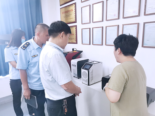 新聞速遞|熱烈歡迎高新區(qū)管委會-市場監(jiān)管局領導蒞臨泰安德圖考察調(diào)研